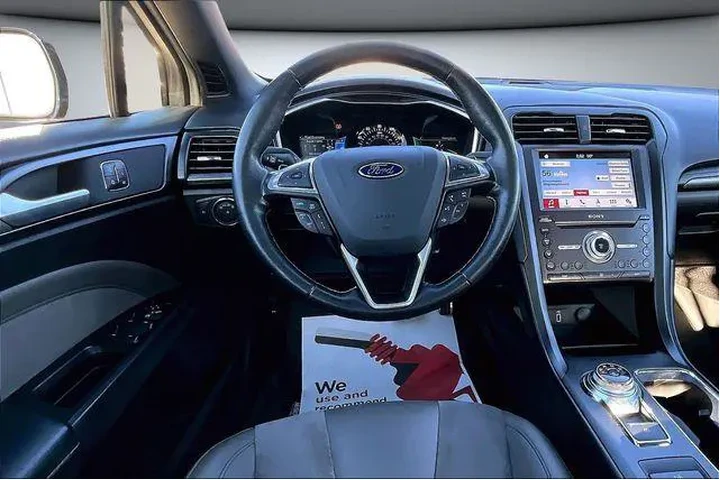 $16500 : Ford Fusion 2017 AWD V6 Spor image 8