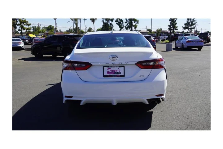 $27700 : 2024 Camry SE Sedan 4D image 7