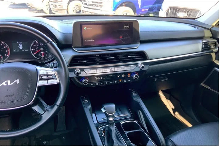 $21338 : Kia Telluride 2022 S 4dr SUV image 6