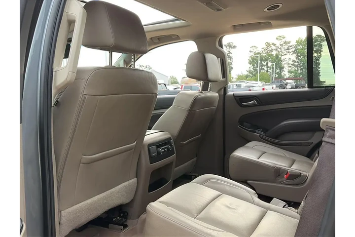$21832 : Chevrolet Tahoe 2019 4x2 LT image 2