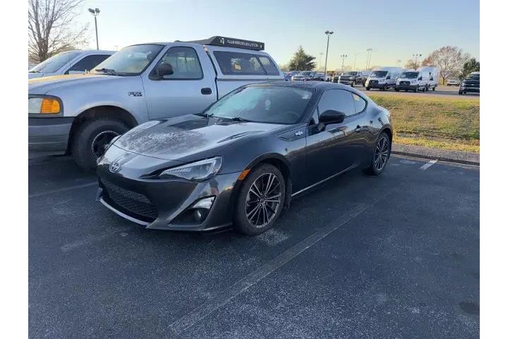 $12886 : Scion FR-S 2013 10 Series 2d image 1