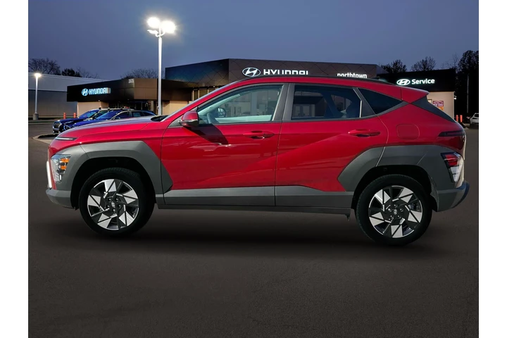 $22800 : Hyundai KONA 2024 AWD SEL 4d image 3