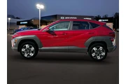 $22800 : Hyundai KONA 2024 AWD SEL 4d thumbnail