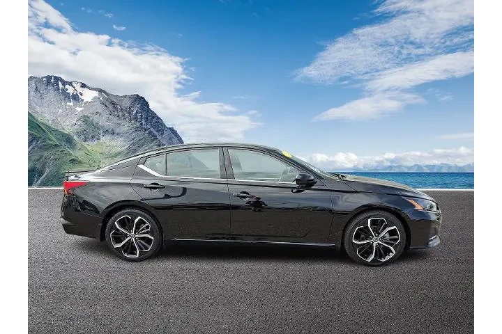 $22997 : Nissan Altima 2024 2.5 SR 4d image 7