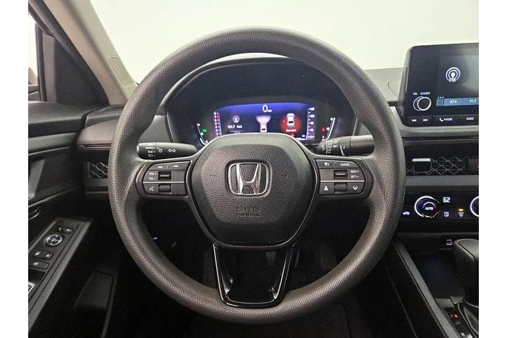 $25998 : Honda Accord 2023 EX 4dr Sed image 10