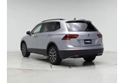 $17998 : Volkswagen Tiguan 2019 SE 4d thumbnail