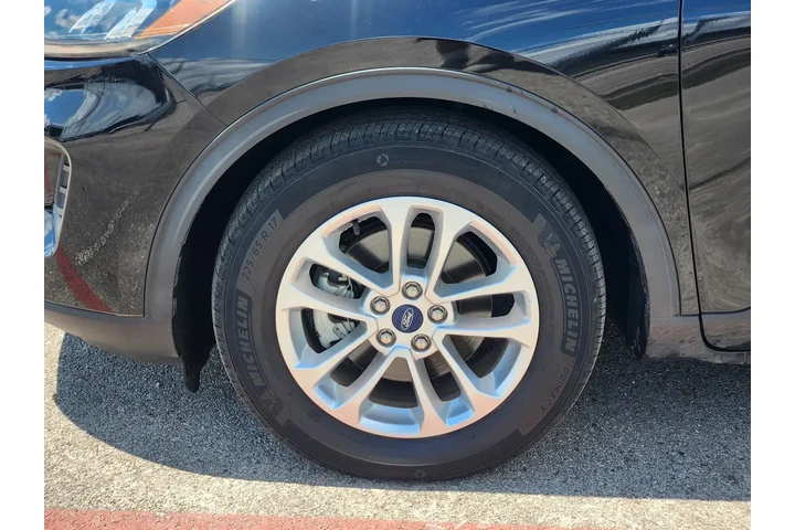 Ford Escape Hybrid 2022 SE 4 image 8