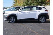 $20573 : Hyundai KONA 2023 AWD SE 4dr thumbnail
