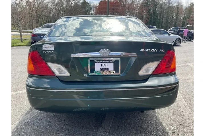 $5985 : Toyota Avalon 2000 XL 4dr Se image 6