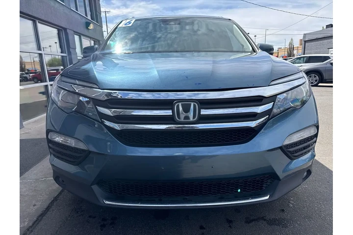 $37995 : 2016 Pilot Touring image 10