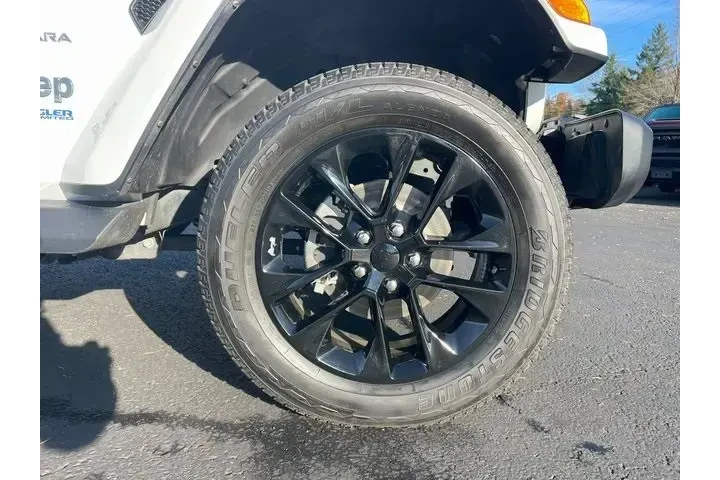 $27483 : Jeep Wrangler Unlimited 2021 image 10