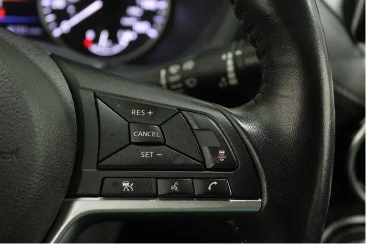 $17910 : Nissan Sentra 2021 SV 4dr Se image 9