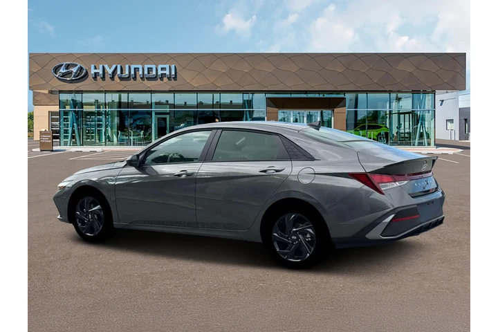 $22990 : Hyundai ELANTRA 2026 SEL Spo image 4