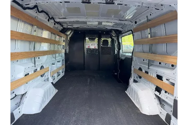 $36988 : Ford Transit 2024 250 3dr LW image 2