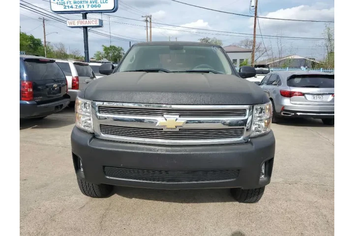 $8800 : 2008 Silverado 1500 image 3