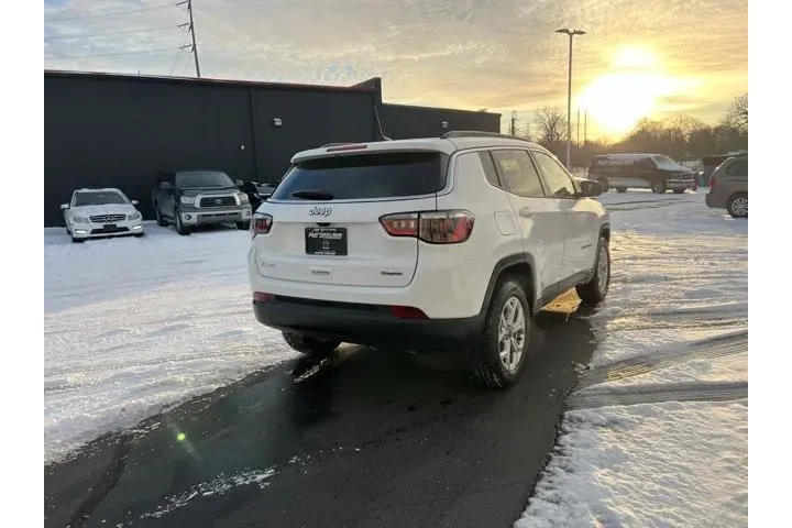 $26980 : Jeep Compass 2025 4x4 Latitu image 9