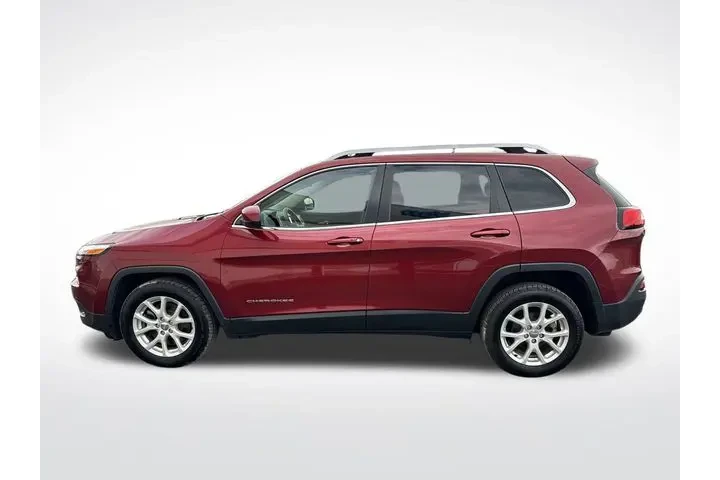 $8799 : Pre-Owned 2015 Cherokee Latit image 10