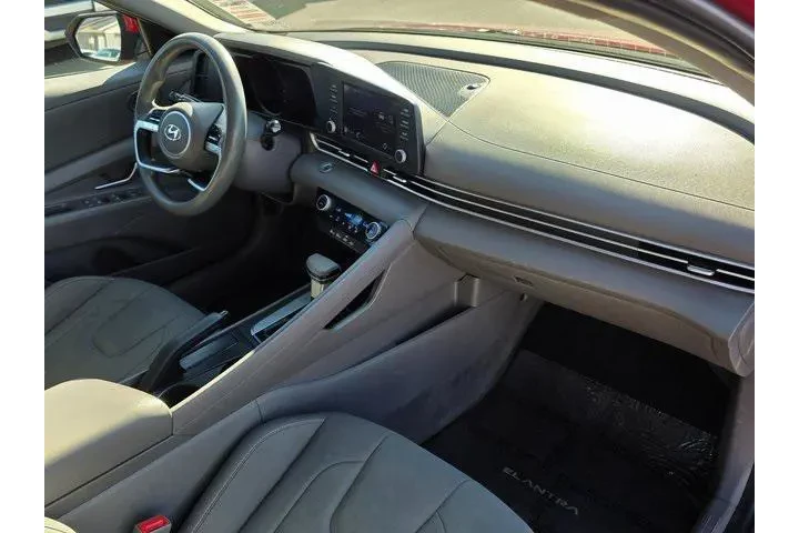 $17168 : Hyundai ELANTRA 2023 SEL 4dr image 9