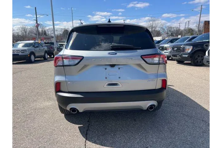 $20415 : Ford Escape 2022 AWD SEL 4dr image 5