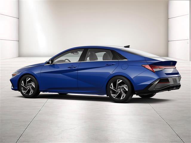 $31140 : New 2024 Hyundai ELANTRA HYBR image 4