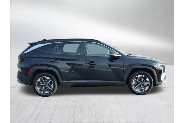 $31000 : Hyundai TUCSON 2025 AWD SEL image 8