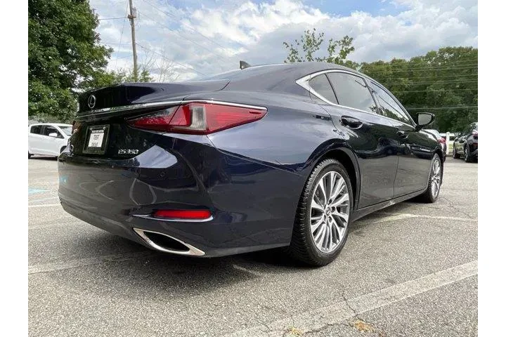 $20485 : Lexus ES 350 2019 F SPORT 4d image 9