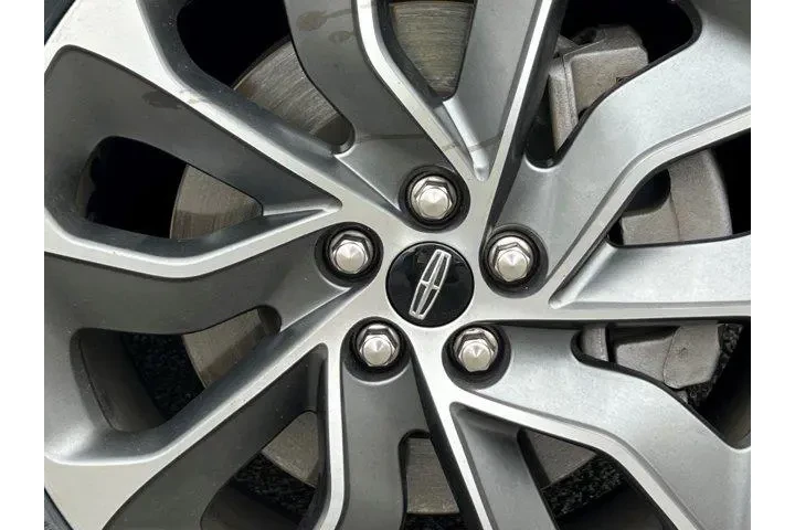 $34231 : Lincoln Nautilus 2022 AWD Re image 6