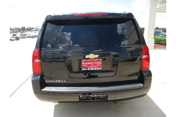 $13994 : Chevrolet Suburban 2016 4x2 image 6