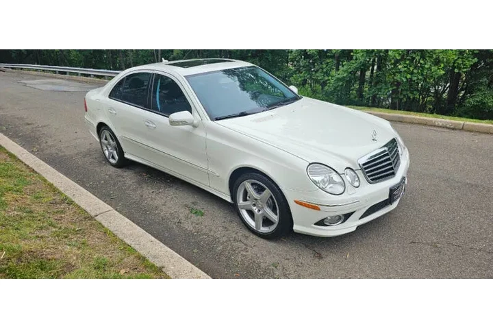 $6895 : 2009 Mercedes-Benz E-Class E image 4