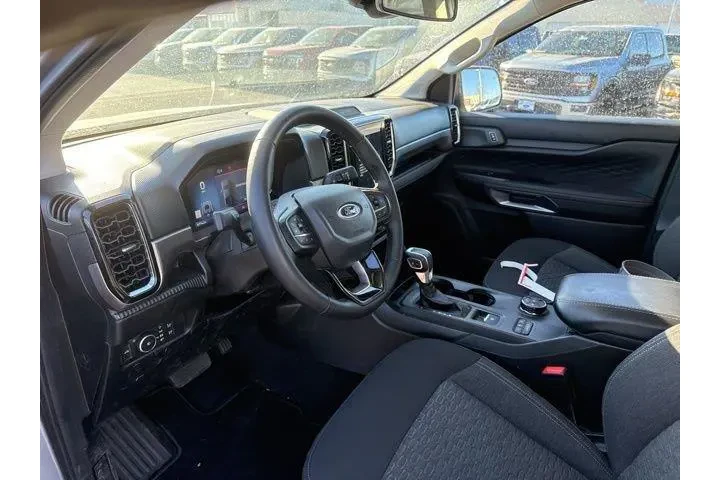 $38000 : Ford Ranger 2024 4x4 XLT 4dr image 9