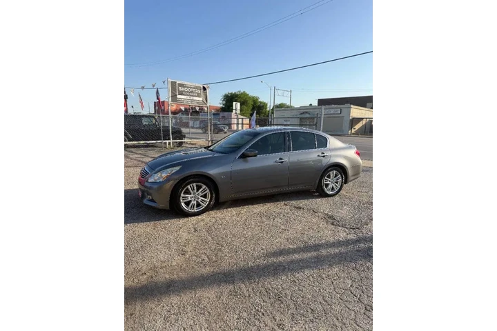 $8995 : 2015 Q40 image 5