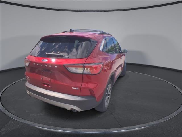 $18500 : PRE-OWNED 2020 FORD ESCAPE SEL image 8