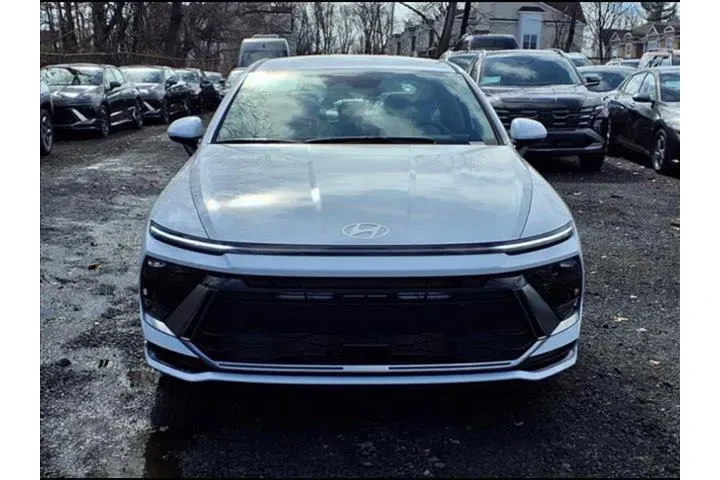 $30135 : Hyundai SONATA 2025 SEL 4dr image 2