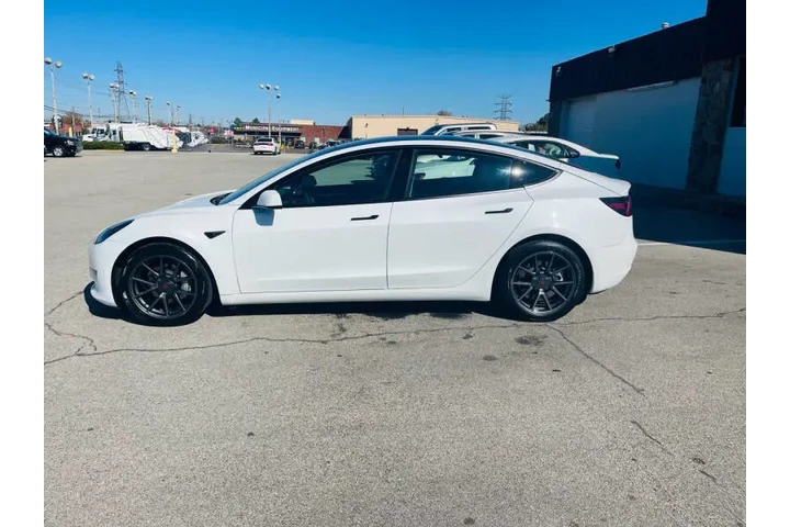 $22850 : 2021 Model 3 Long Range image 4