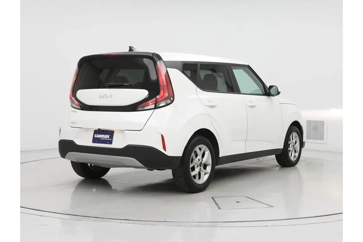 $16998 : Kia Soul 2024 LX 4dr Crossov image 8