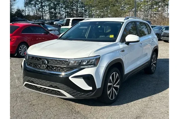 $18520 : Volkswagen Taos 2023 SE 4dr image 3