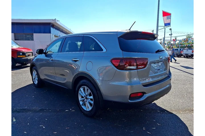 $17800 : 2019 Sorento LX 2WD image 4
