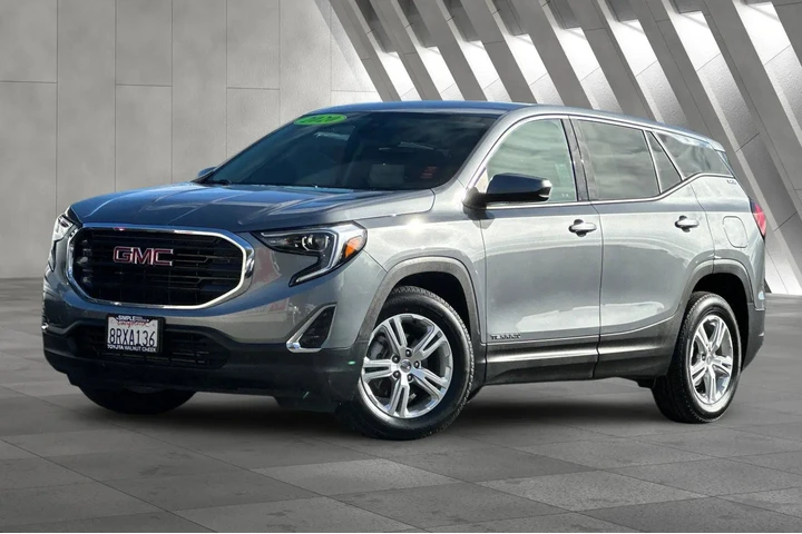 $20900 : GMC Terrain 2020 SLE 4dr SUV image 2