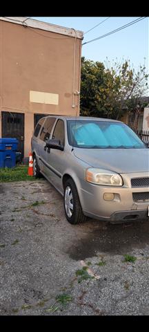 $1 : En venta chevrolet uplander image 2