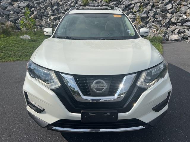 $16998 : PRE-OWNED 2017 NISSAN ROGUE SV image 2