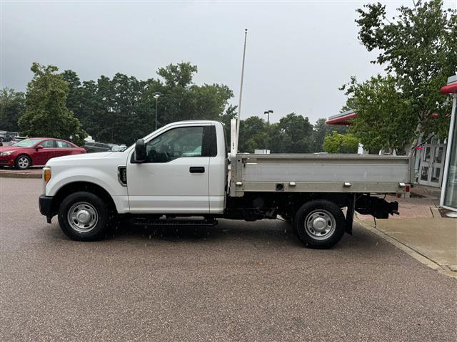 $20998 : 2017 F-250 XL image 4