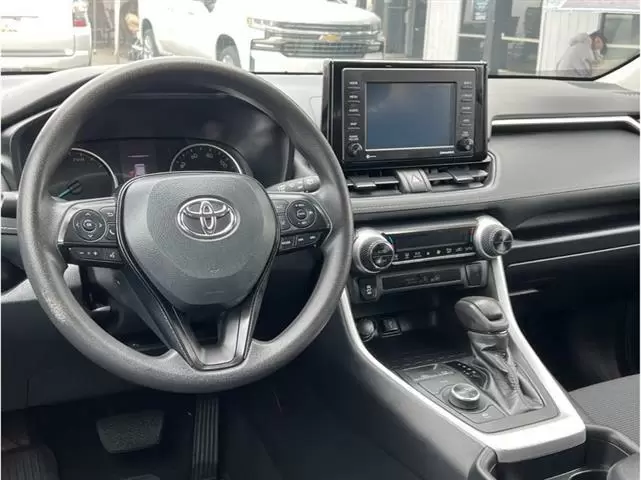 2019 Toyota RAV4 XLE Sport image 7