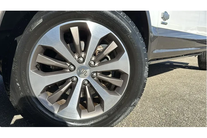 $29857 : Ford F-150 2017 4x4 King Ran image 9