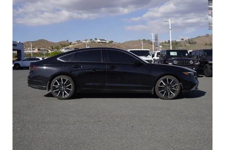 $37204 : Honda Accord Hybrid 2025 Tou image 3