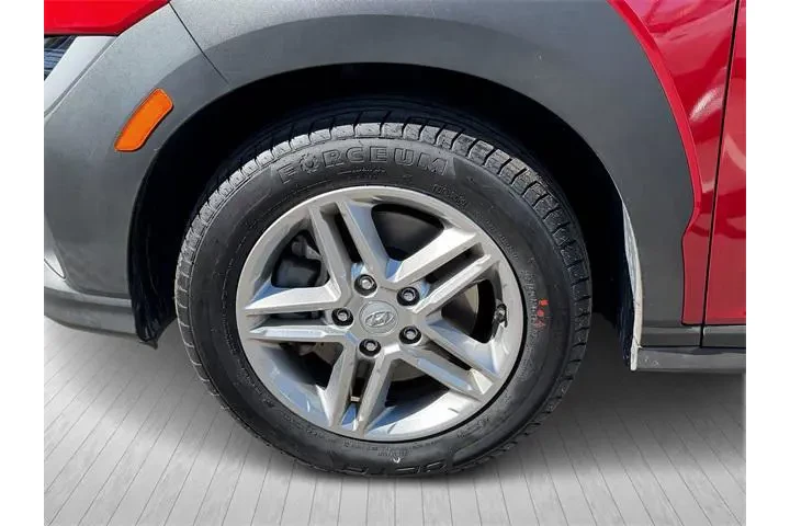 $16285 : Hyundai KONA 2023 AWD SE 4dr image 6