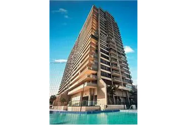 $4200 : Rental property with 2 bedro image 2