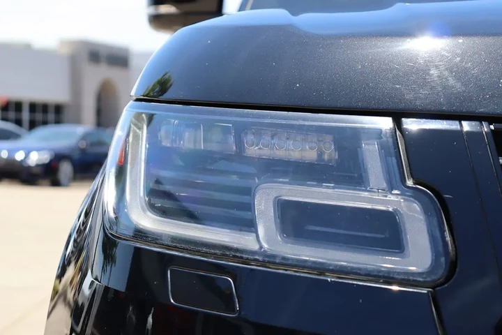 $29982 : 2018 Range Rover HSE image 6