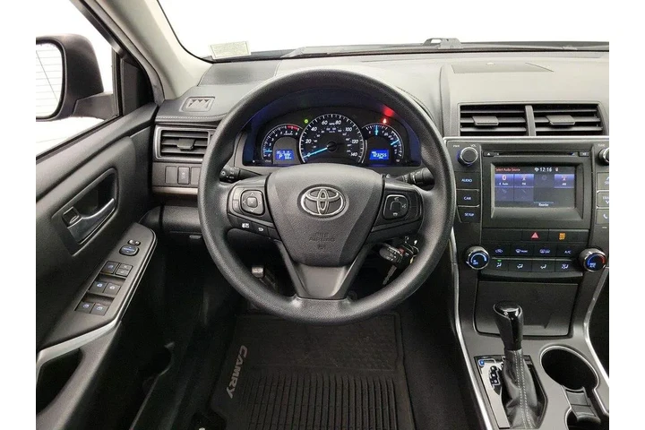 $14599 : Toyota Camry 2015 LE 4dr Sed image 10