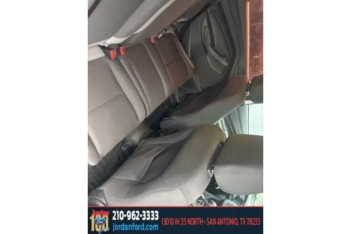 $8477 : Ford Escape 2016 S 4dr SUV image 7