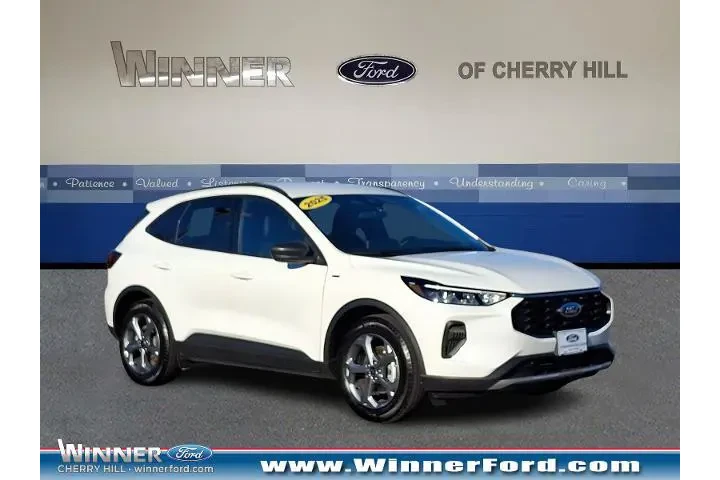 $32749 : Ford Escape 2025 ST-Line 4dr image 1